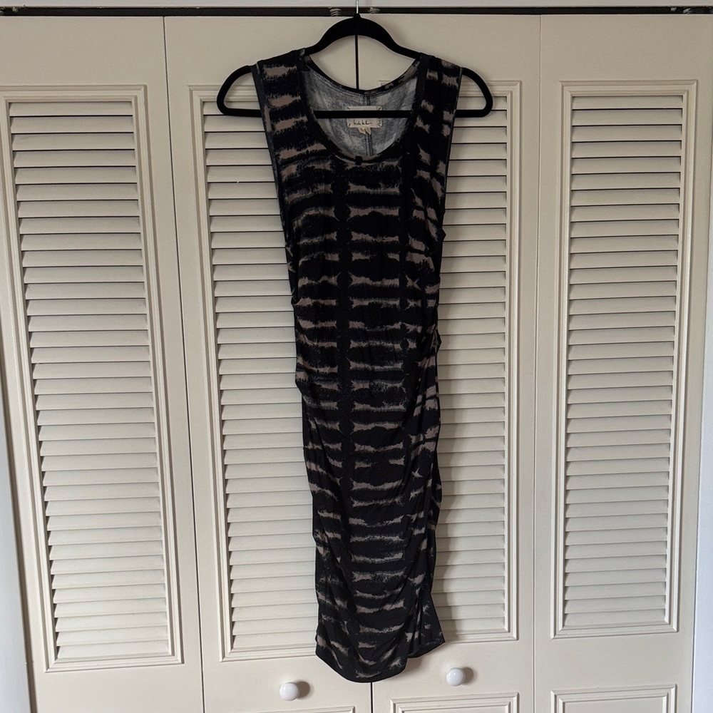 Artelier by Nicole Miller Navy and Grey Patterned Midi Dress